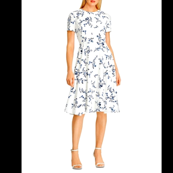 Lauren Ralph Lauren Dresses & Skirts - Lauren Ralph Lauren floral dress size 8